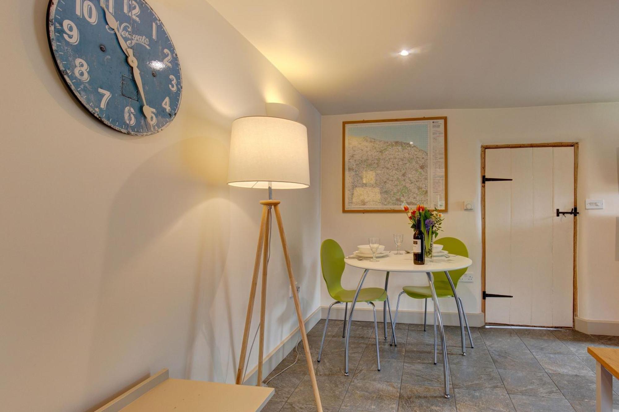 Garden Cottage West Beckham Экстерьер фото